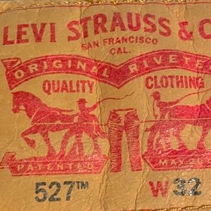 Men’s Levi’s 527 32x32 dark wash